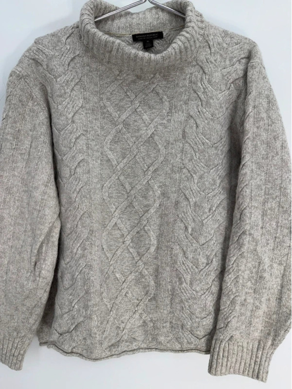 Banana Republic XL Cable Knit Wool Blend Sweater